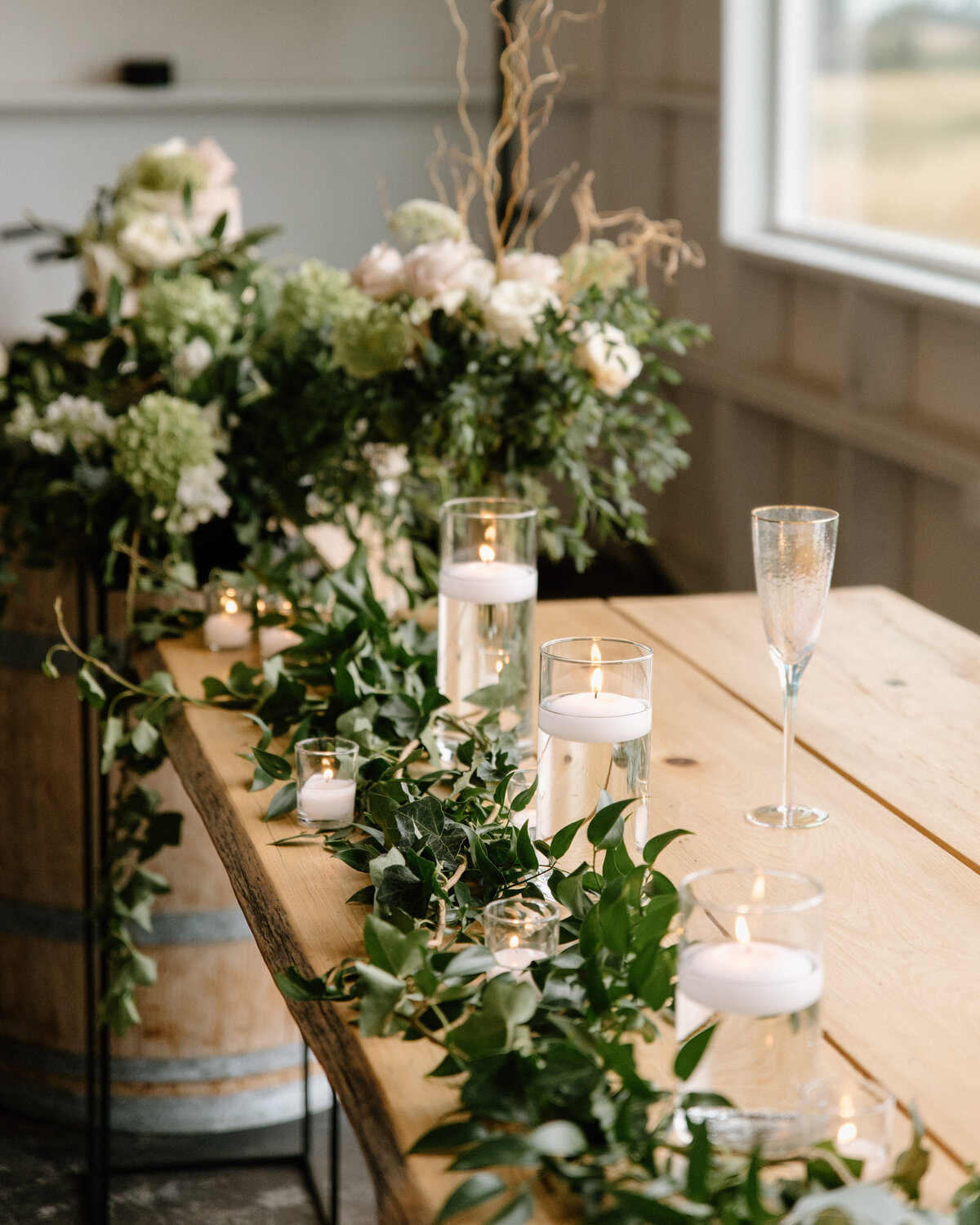 farmhouse_greenbluff_spokane_fall_wedding_06