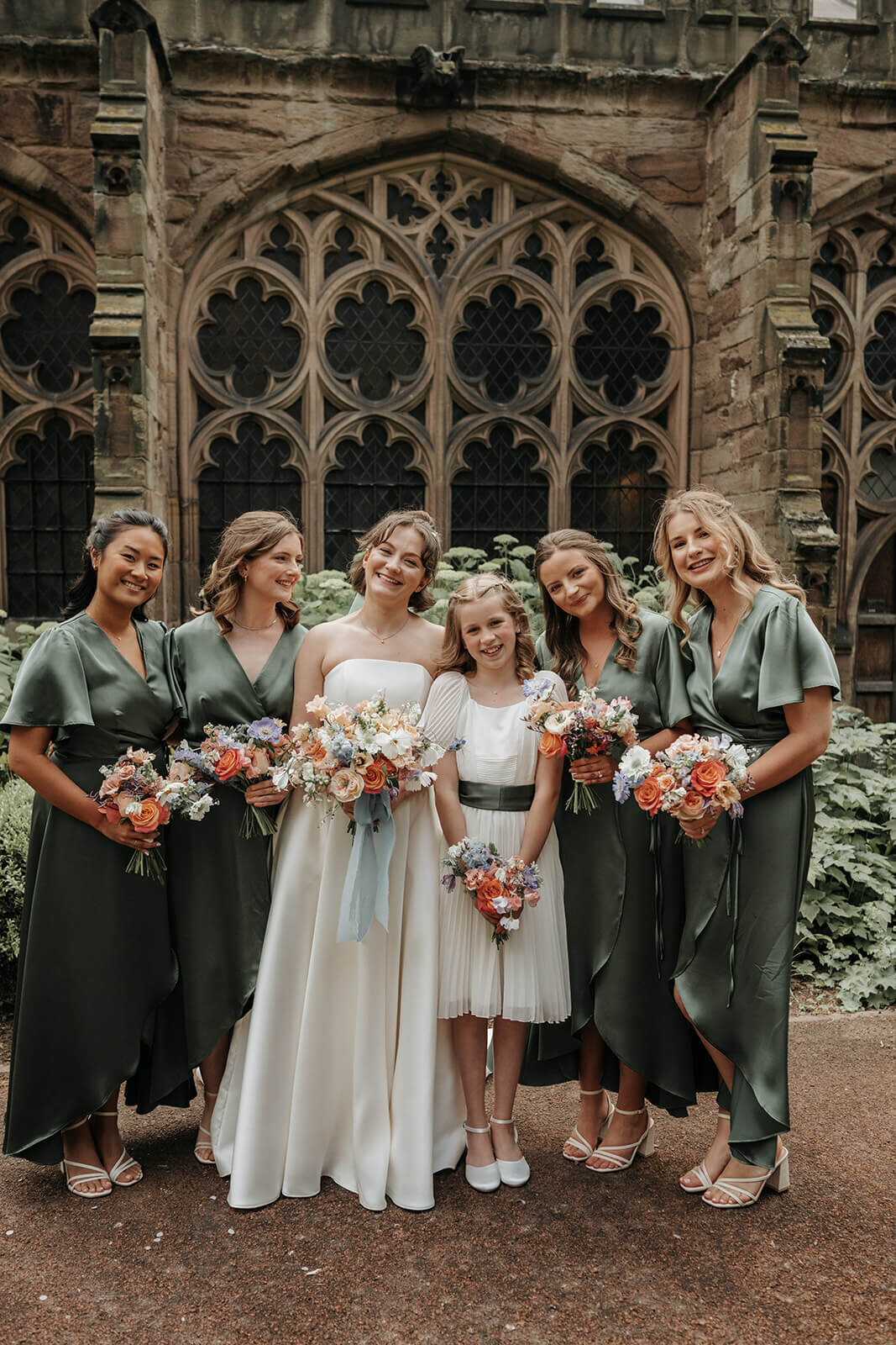 Issy-and-Bella-Floral-Design-Wedding-Florist-Herefordshire-Dewsall-Court-S-J24