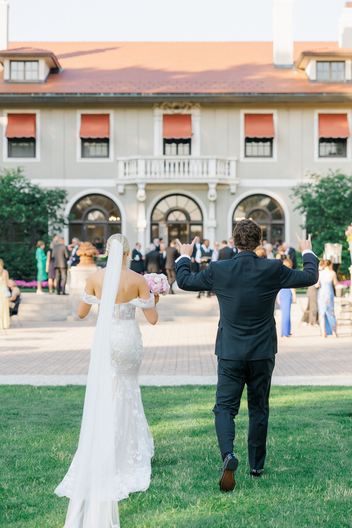 Lexi Benjamin Photography_Summer Armour House Wedding_07.12.24-205