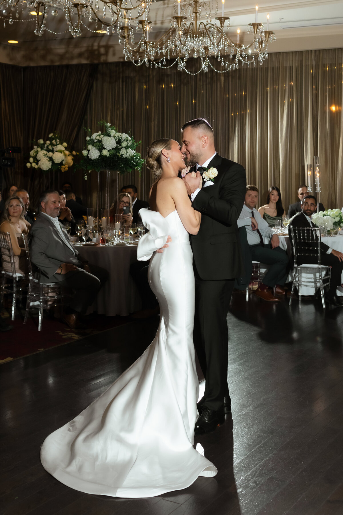 MeghanHemstra-Romantic-Terminal-City-Club-Wedding-102