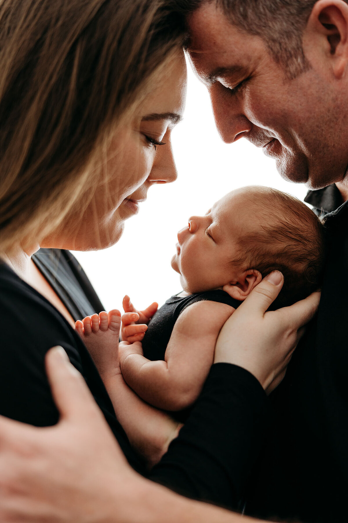 arielle_elizabeth_photography_newborn photographer, family photographer, baby photographer, milestones photographer, studio, near traverse city, near charlevoix, near petoskey, near gaylord, near harbor springs, michigan photographer_01030