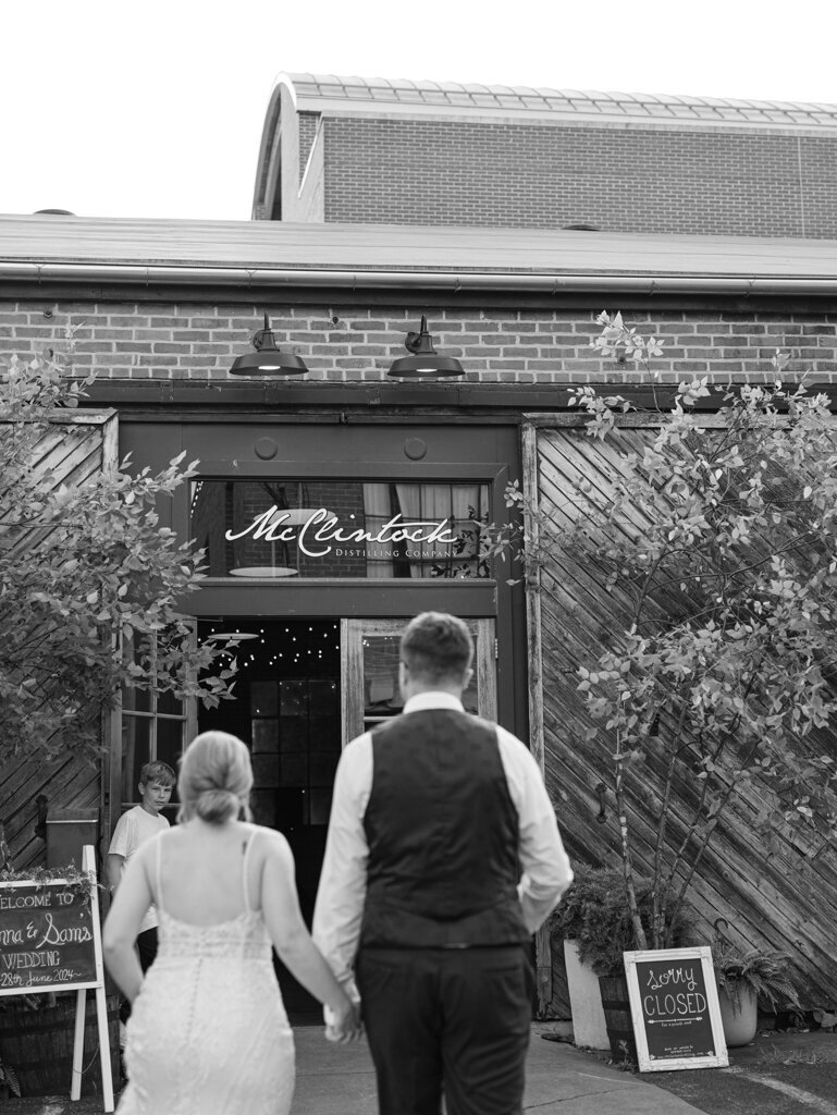 McClintockDistilling-FrederickWeddingPhotographer-BaltimoreWeddingPhotographer-NicoleSimenskyPhotography-46