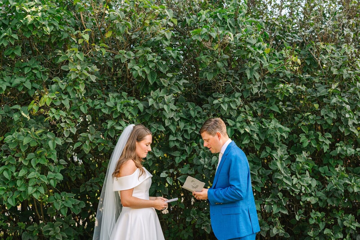 Cheery_Yellow_Blue_Seaside_Island_Maine_Wedding_Chebeague_Island_Inn_0029