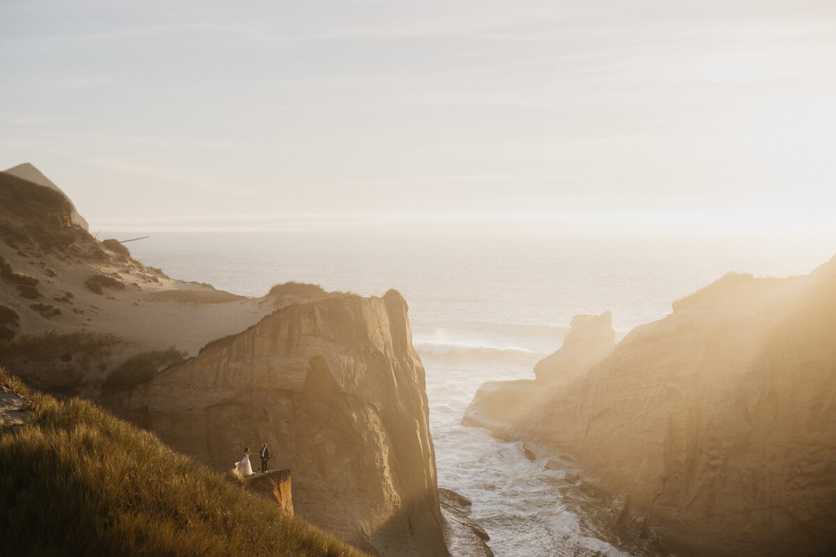 As an Oregon elopement photographer, I’m here to help you create a beginning that’s as wild and unforgettable as the coastlines you’ll stand on.