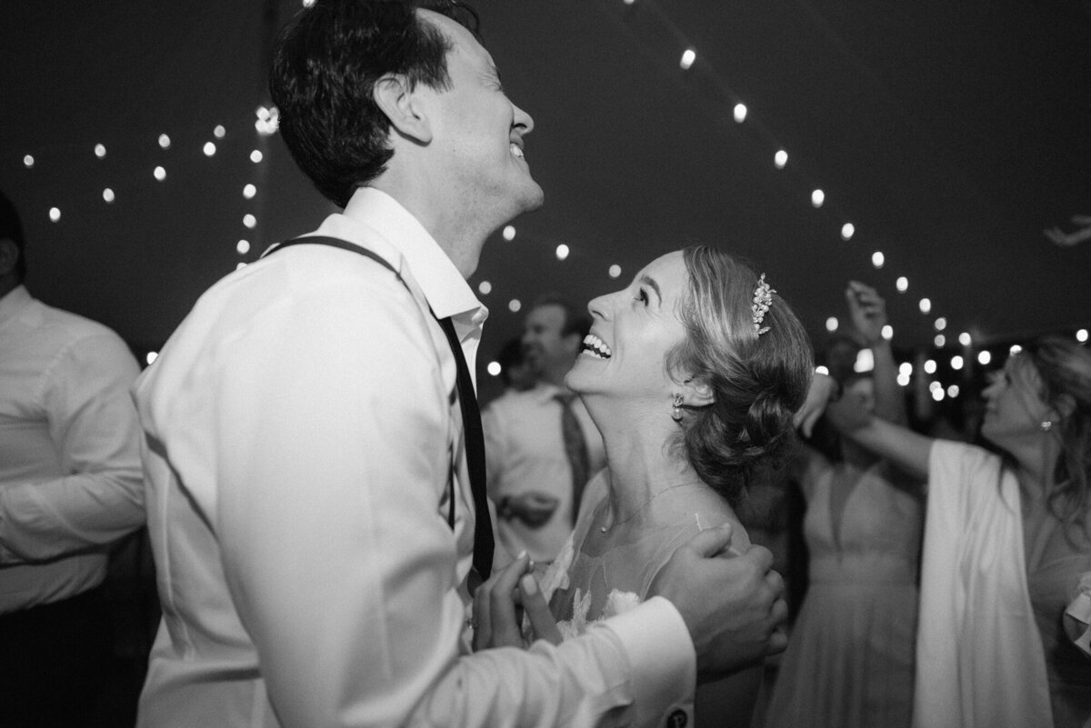 Real-Genuine-Wedding-Moments-Lance-Nicoll-111