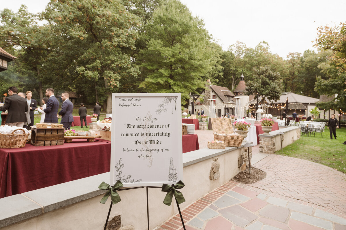 cocktail hour outside at the pleasantdale chateau nj