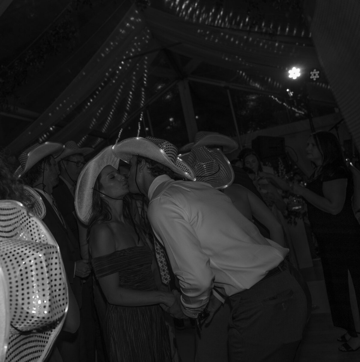 LaurenCorbinWeddingPreviews184