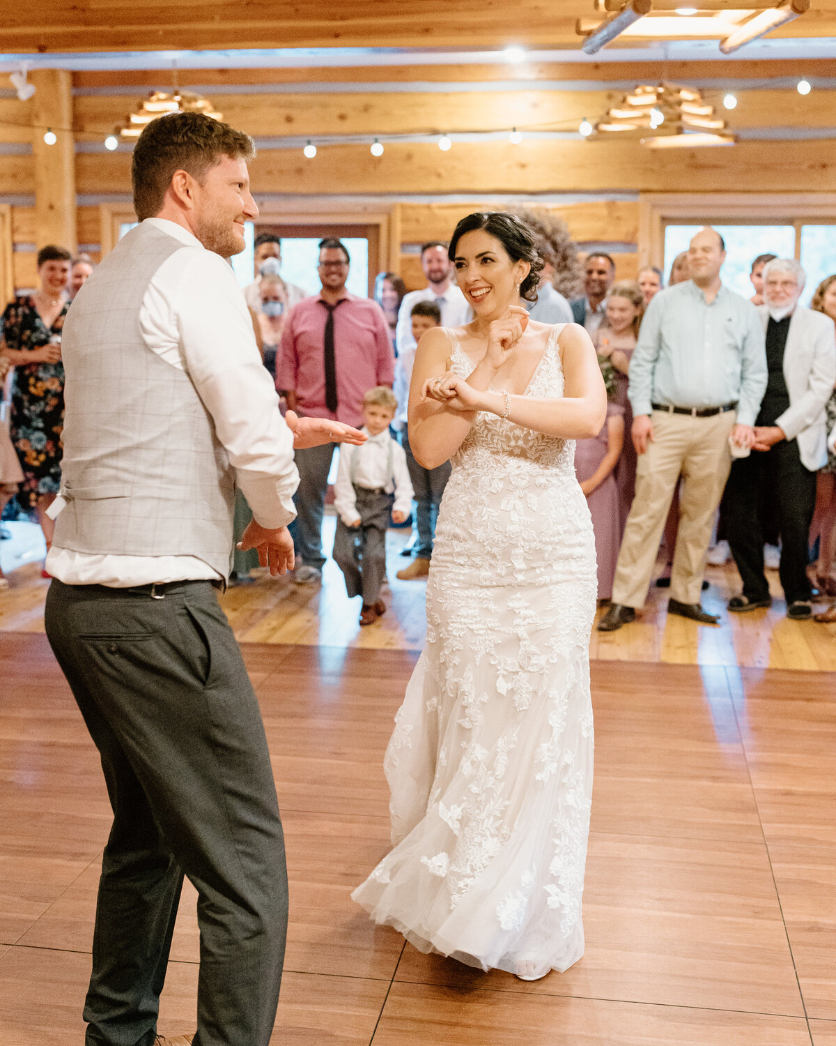 mountain_springs_lodge_leavenworth_washington_wedding_03