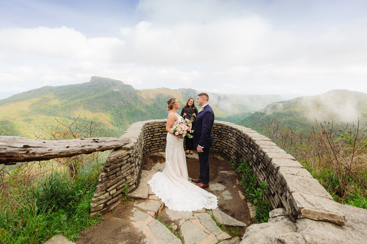 Wiseman's-View-NC-Elopement-49