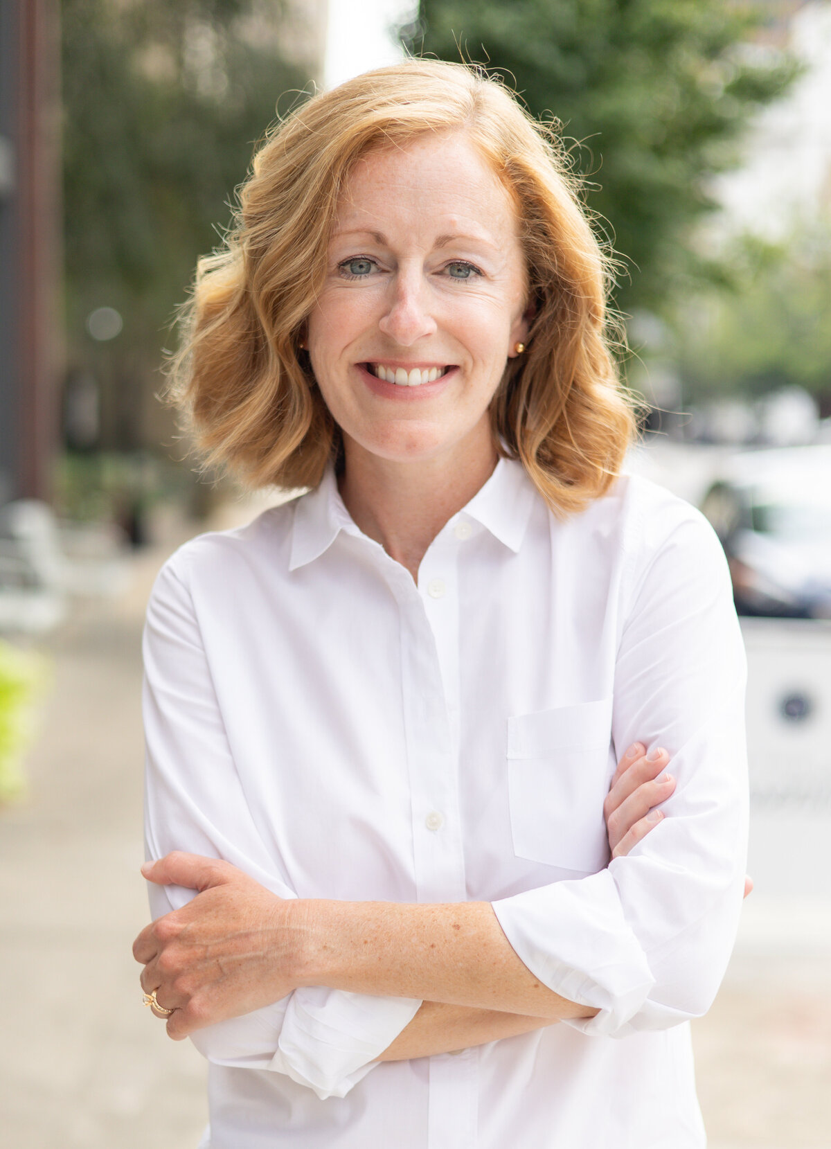 headshot for joy beth smith