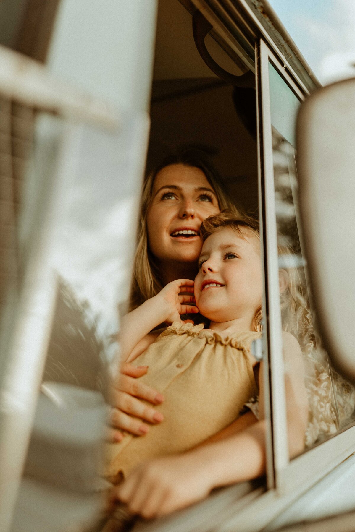 emmawandphotography_bundneena_kurnell_motherhood_sutherlandshirephotographer_cronullaphotographer_motherhood_sydneymotherhoodphotographer_royalnationalpark_familyphotographer_sutherlandshirefamilyphotographer_cronullafamilyphotographer_beachshoot_beachfamilysession_vanlife_urbanfamilyphotographer