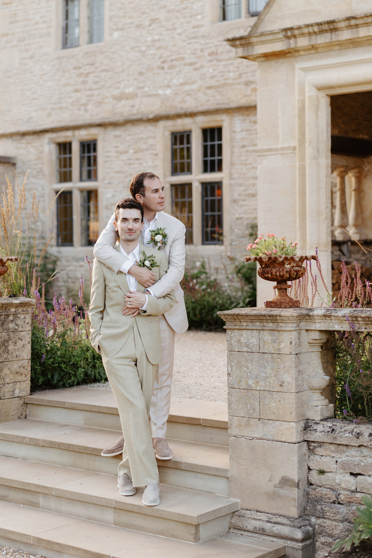 Chloe-Ely-Photography-Nick-Luke-Previews-109_Wizz & Wild Wedding Florals