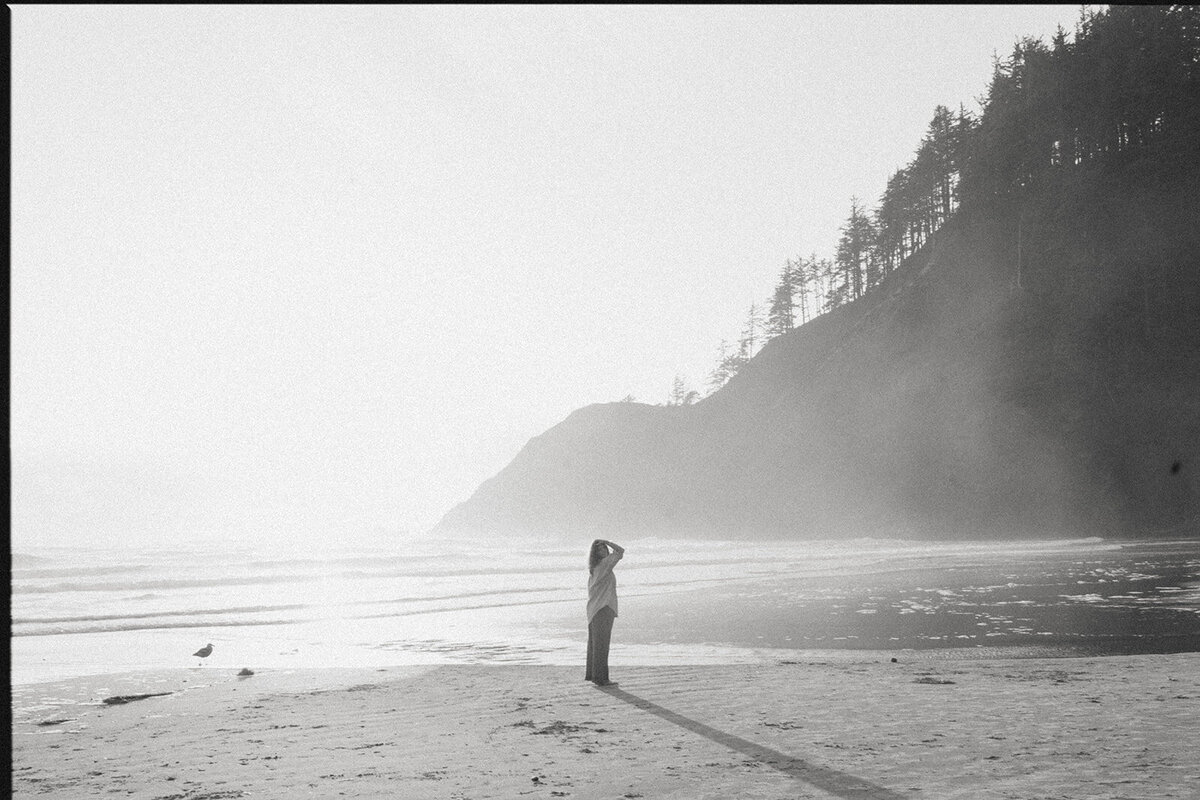 Emily-Noelle-Photo-Senior-Photos-Cannon-Beach-01057-2