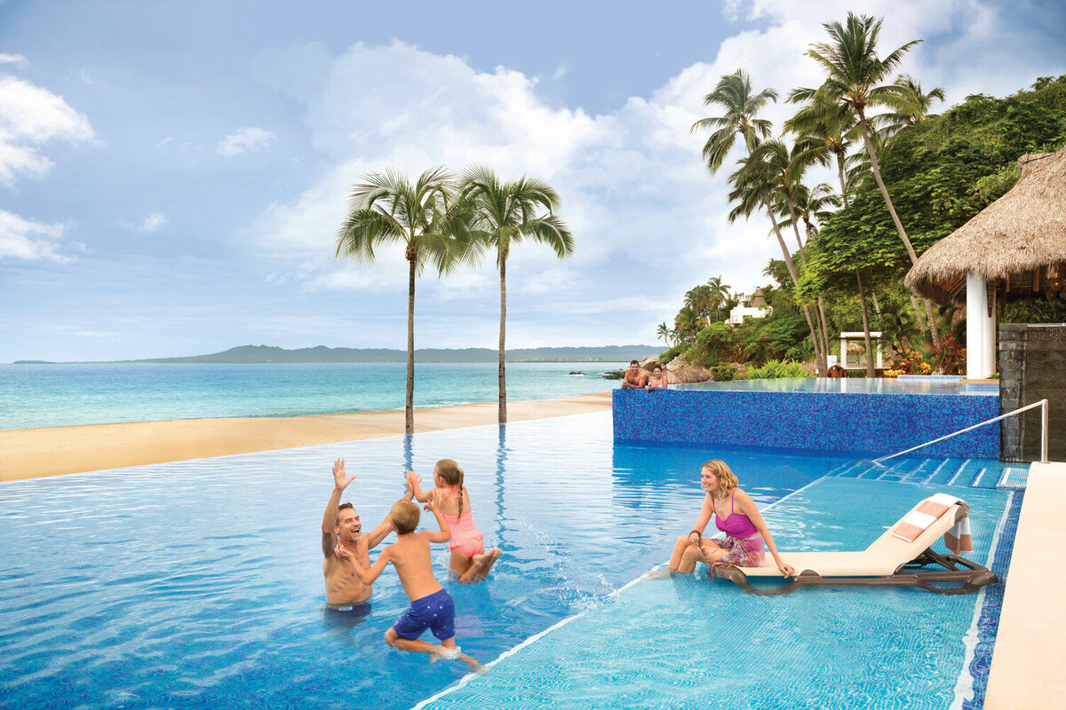 Hyatt-Ziva-Puerto-Vallarta-Main-Pool-Family