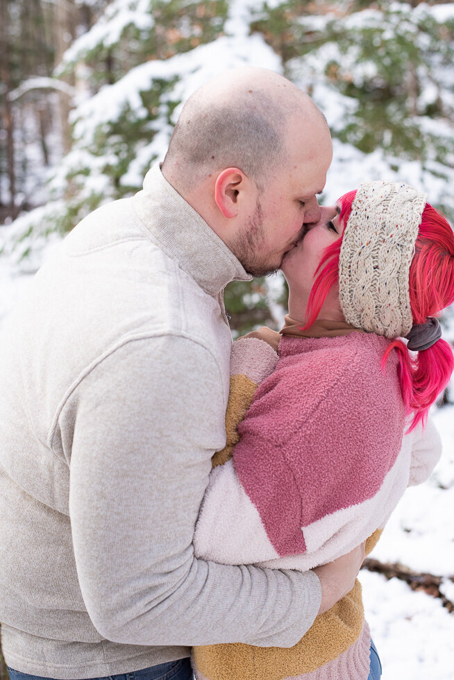 gwendolyn-ruth-photography-marissa-dakota-engagement-athol-massachusetts-4