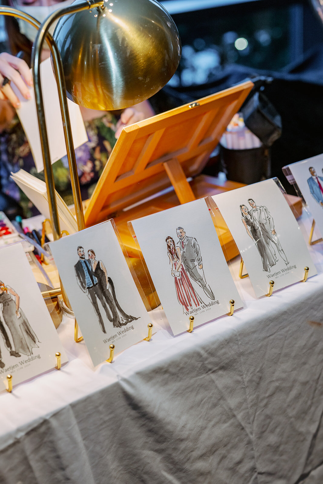 Live wedding painter portraits