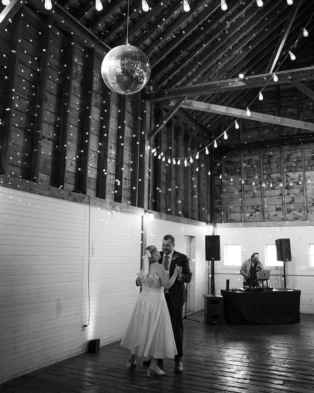 Georgia-Harrison-Great-Barrington-Wedding-45