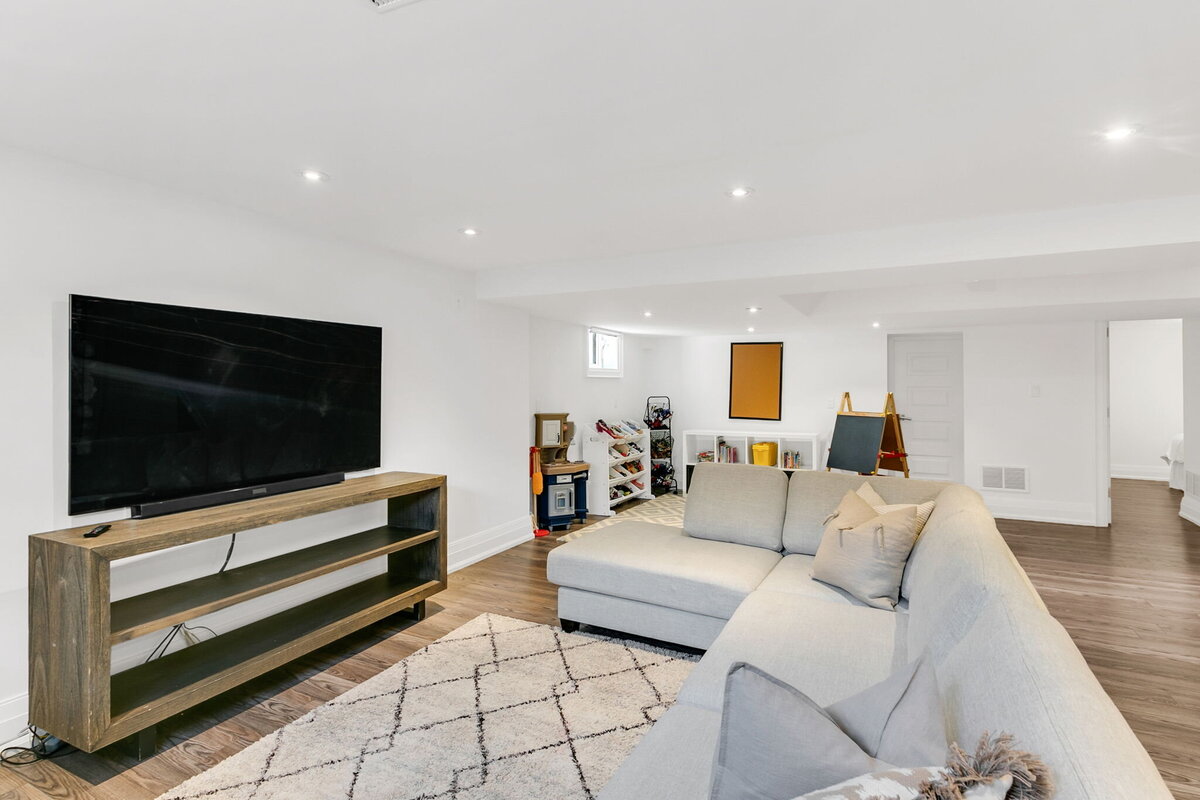 64-web-or-mls-60_003_Lower Level