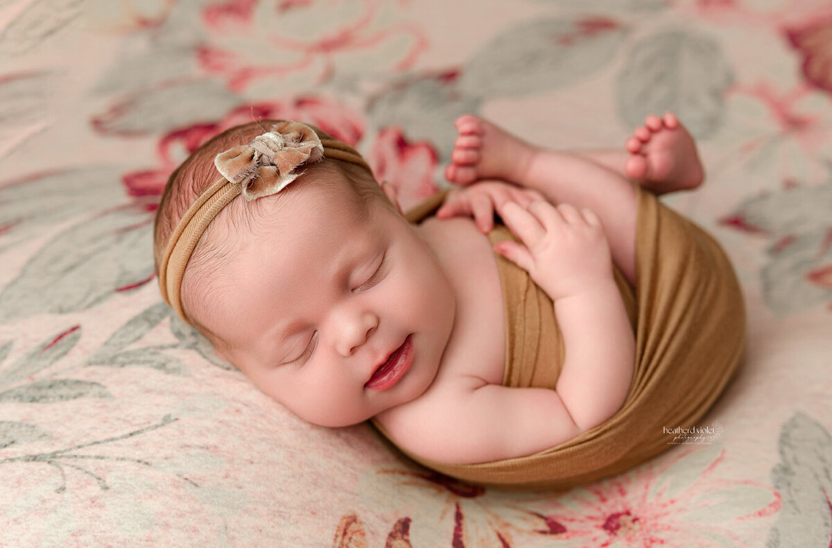 ndianapolis newborn photographer, newborn photography in Lafayette IN, newborn photographer near me, newborn portrait studio
