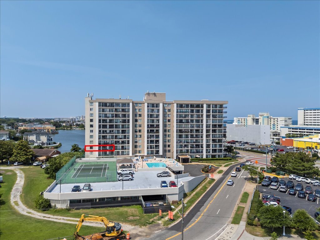 36 Unit 309 overlooks the tennis courts & pool