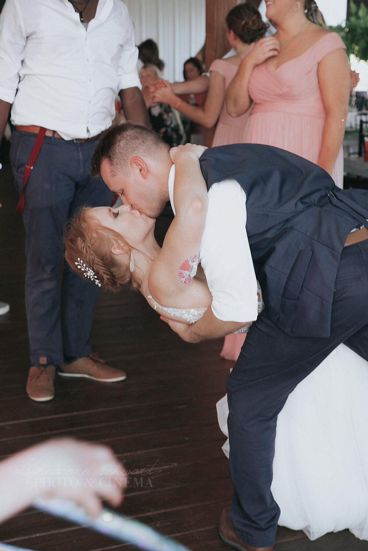 reception _ alaynna ann schwartz _ harpors vinyard _ iowa photographer _ playlife photography_0601