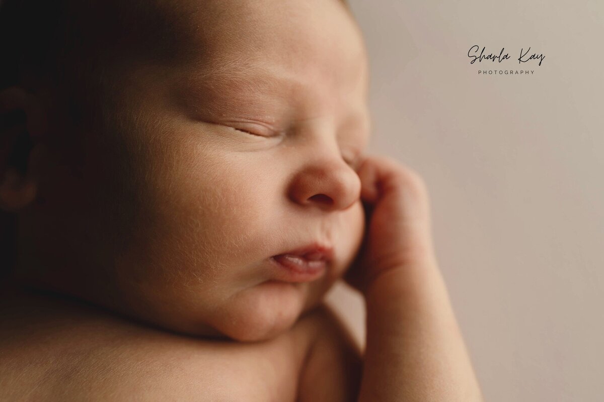 newborn-photographer-waco-texas