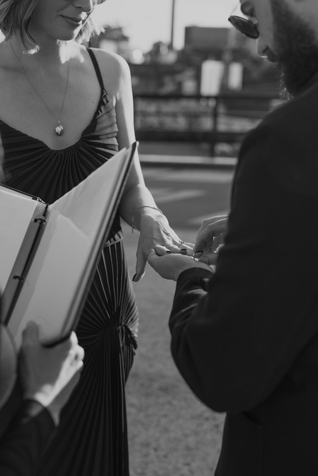 toronto-city-elopement-kensington-market-freespirited-romantic-fun-authentic-wedding-photography-2601