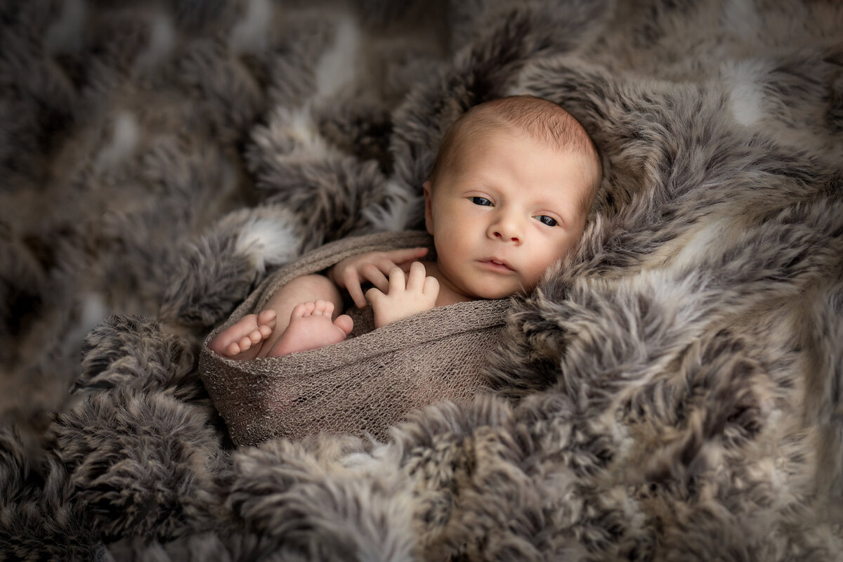 newborn photography, squamsish newborn, best newborn photographer squamish, vancouver newborn photographer
