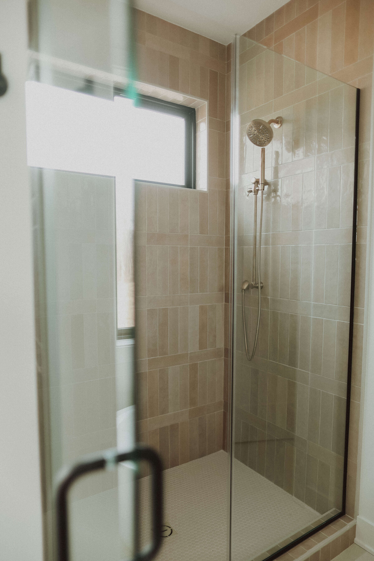 5320-Bathroom-Urbandale-Central-Iowa-Custom-Home-JRL-Builders-3F1A8272