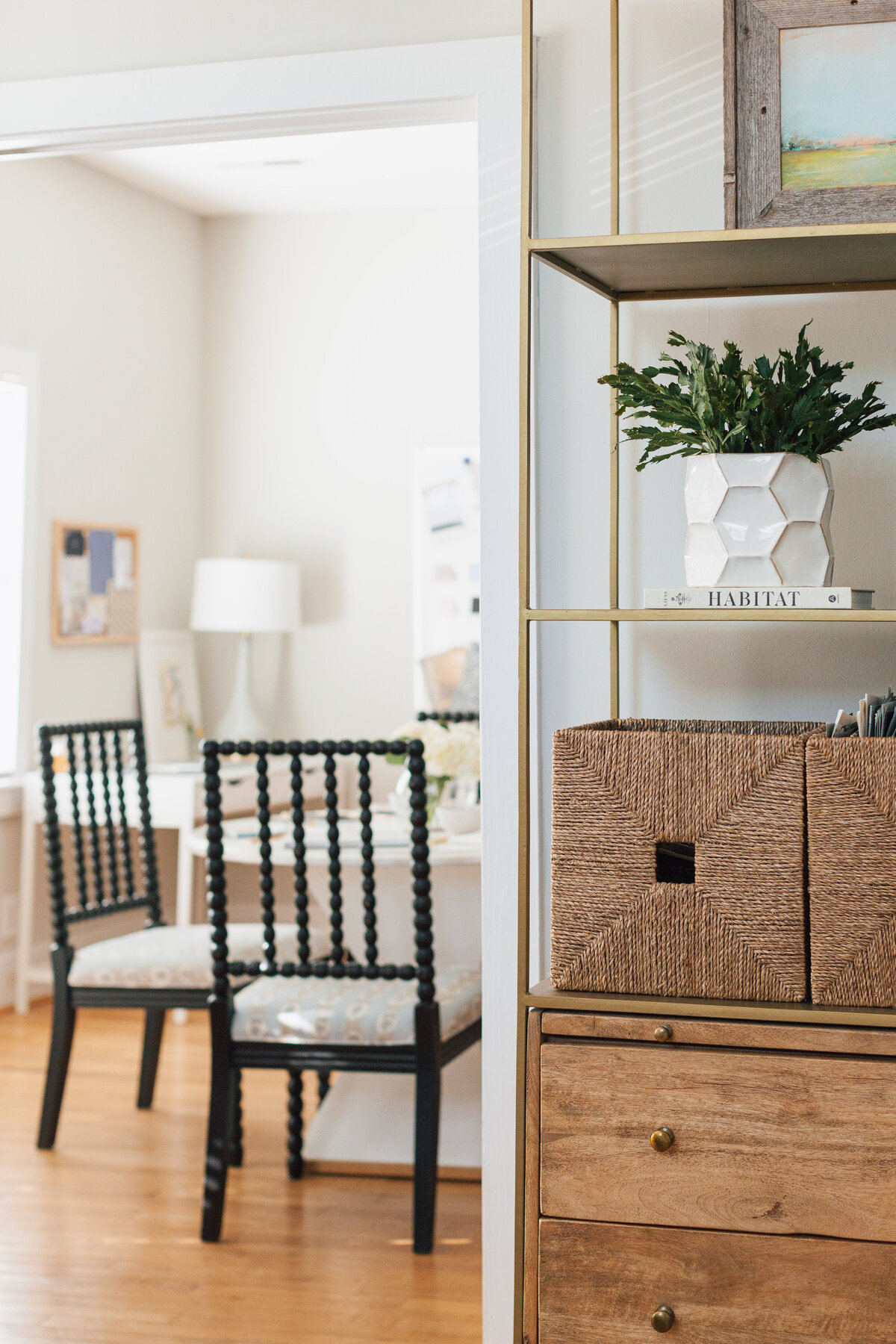 environmental-photo-interior-design-office-for-brand-session-dilworth-charlotte