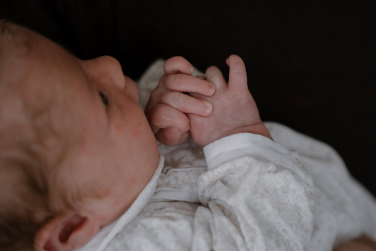 Newbornshoot Anna Julia de Groot 21