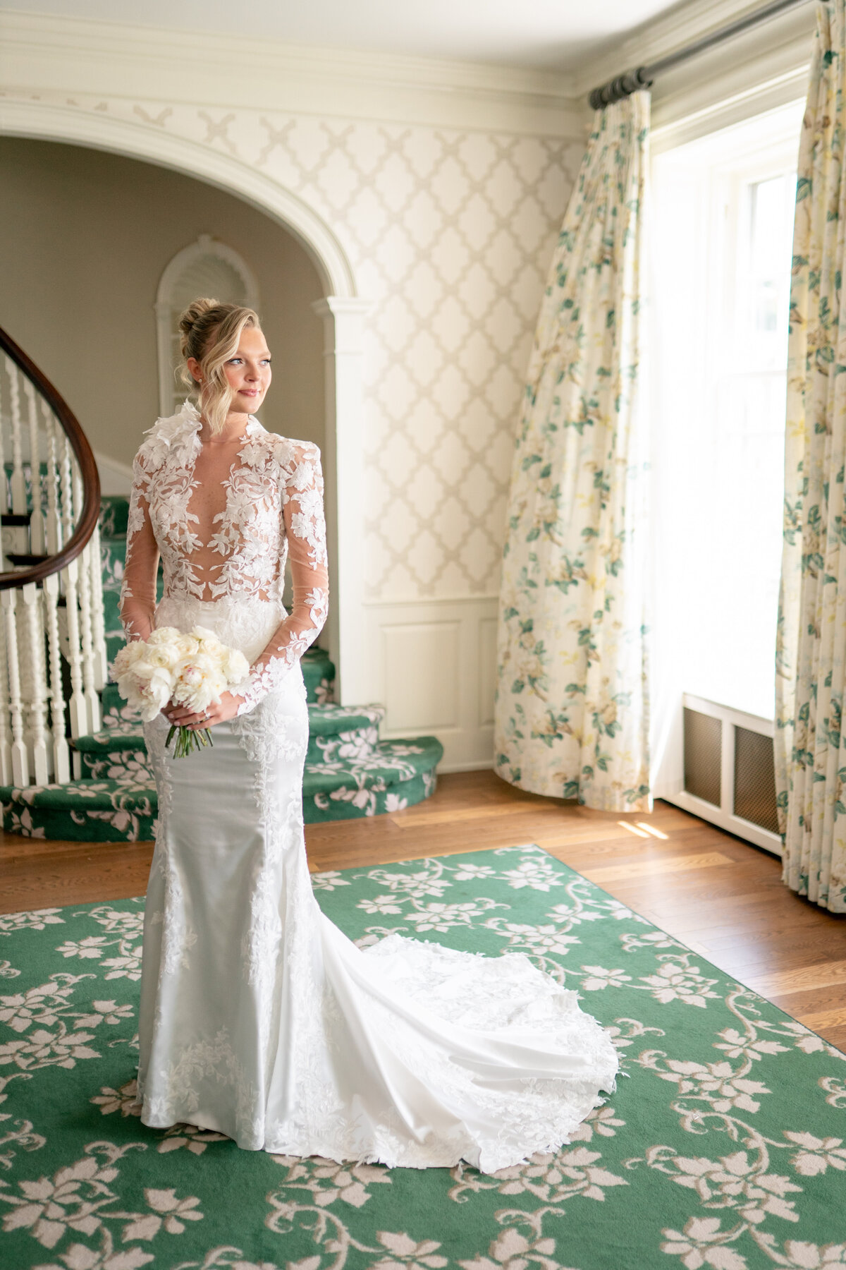 Savannah-Jamey-Country-Club-Buffalo-Summer-Wedding-2