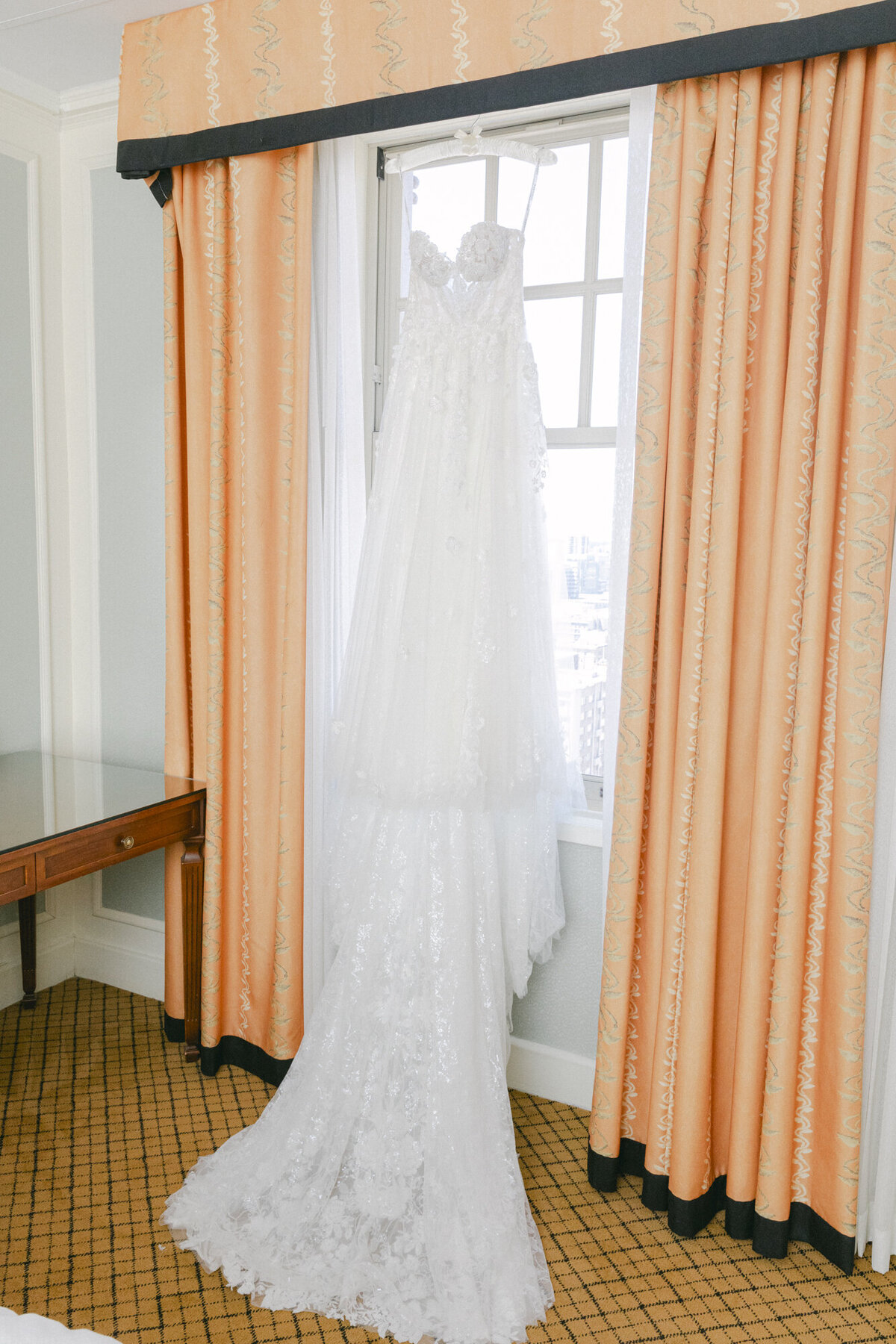 PERRUCCIPHOTO_MARK_HOPKINS_SAN_FRANCISCO_WEDDING_5