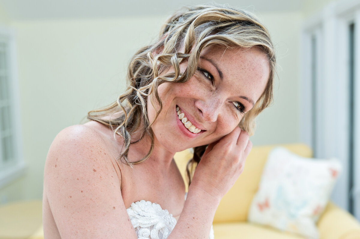 Detroit-Wedding-Photographer-The-Landing-171