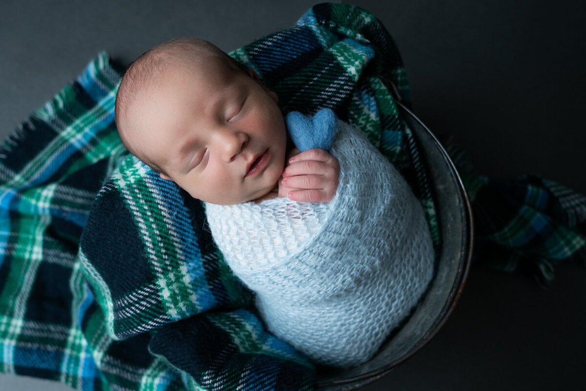Birth Story Studio Minnesota Minneapolis Twin Cities Photographer Newborn Photographer - WEB--11