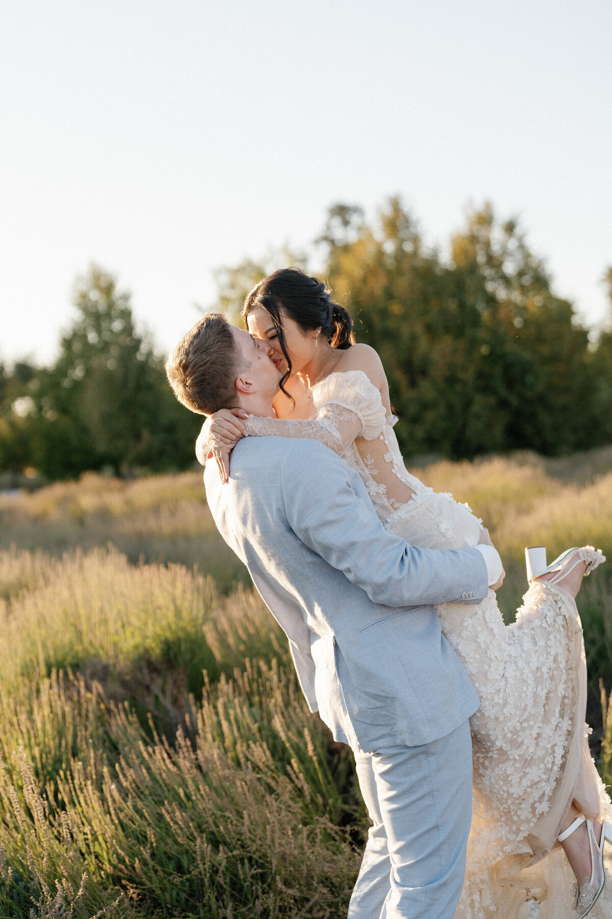 Olivia-Marshall-Bear-Flag-Farm-Wedding-31