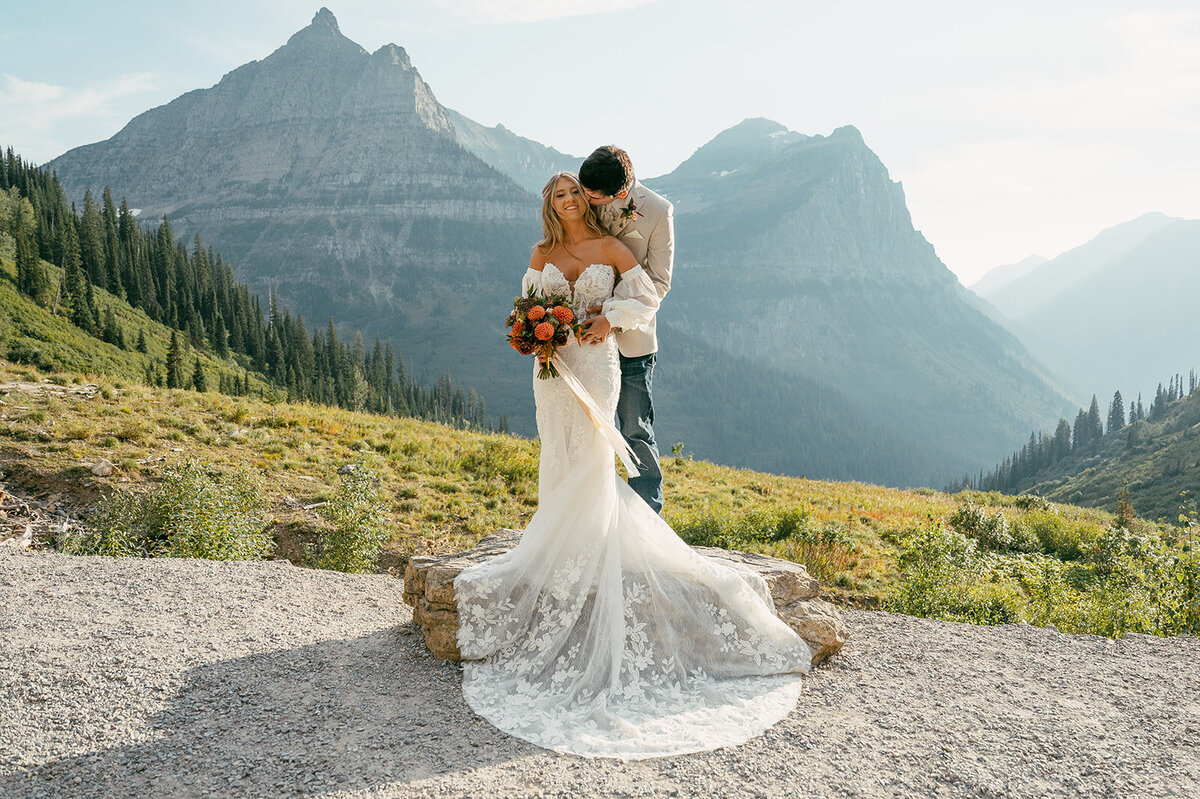 presley-gray-photo-glacier-national-park-elopement-7487