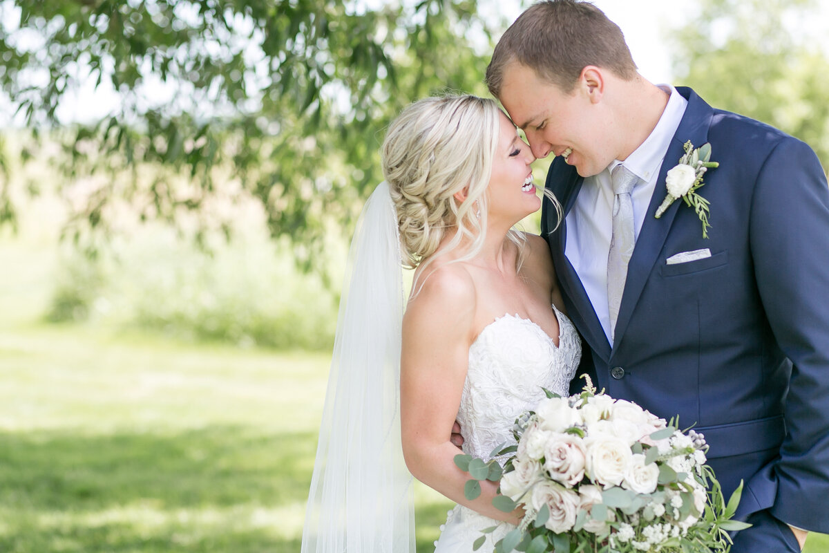 Abby-and-Brandon-Alexandria-MN-Wedding-Photography-KT-12