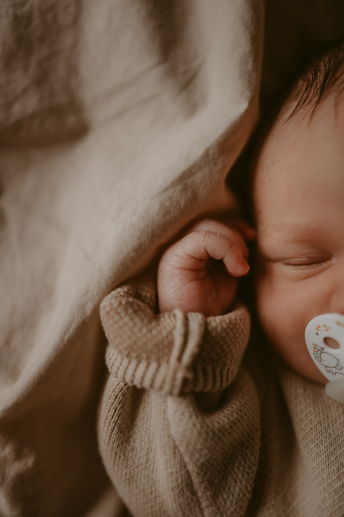 wisconsin_newborn_photographer | Grace + Honey Photo-149