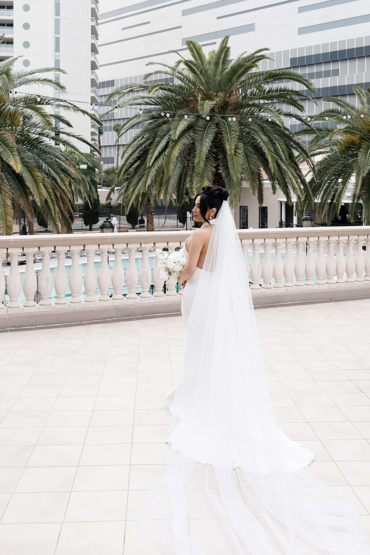 19riskyexposure_andrea-george_las-vegas-elopement-photography