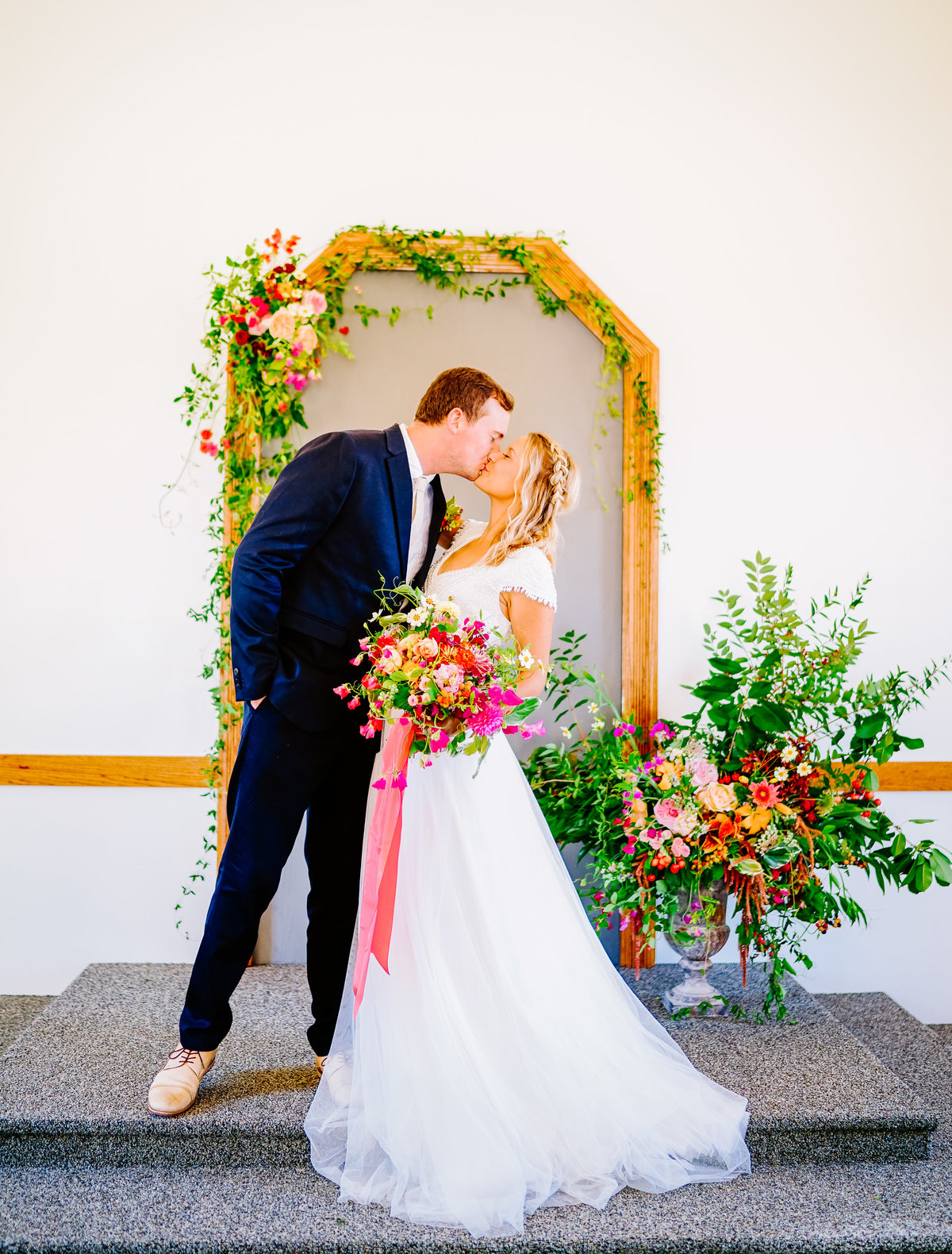 bride and groom felt mansion estate chapel wedding