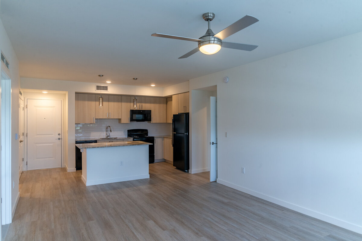 062524BERKELYPALMBEACH-85