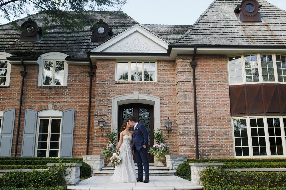 south-texas-backyard-wedding-30