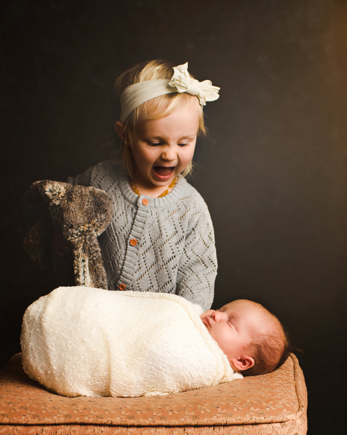Newborn and Maternity Photographer Roslyn Washington