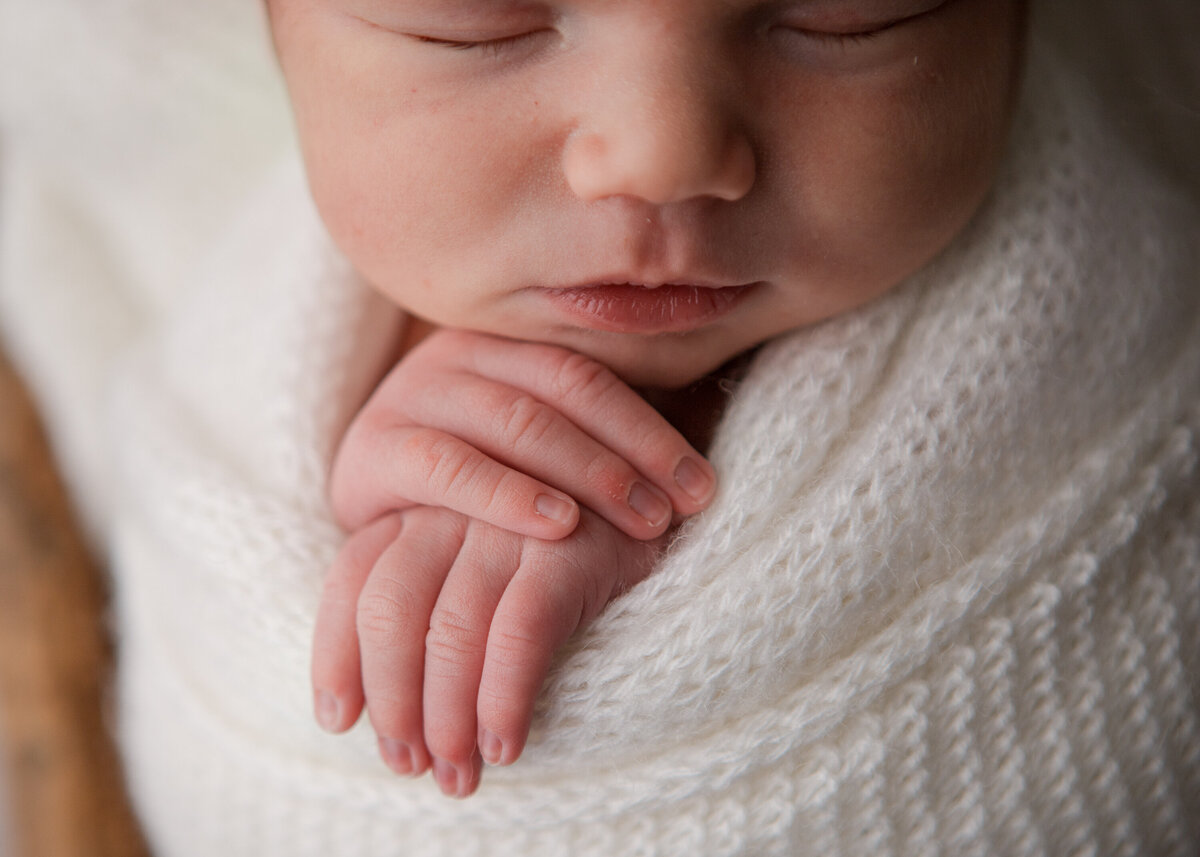 Kelowna-newborn-Photographer-63