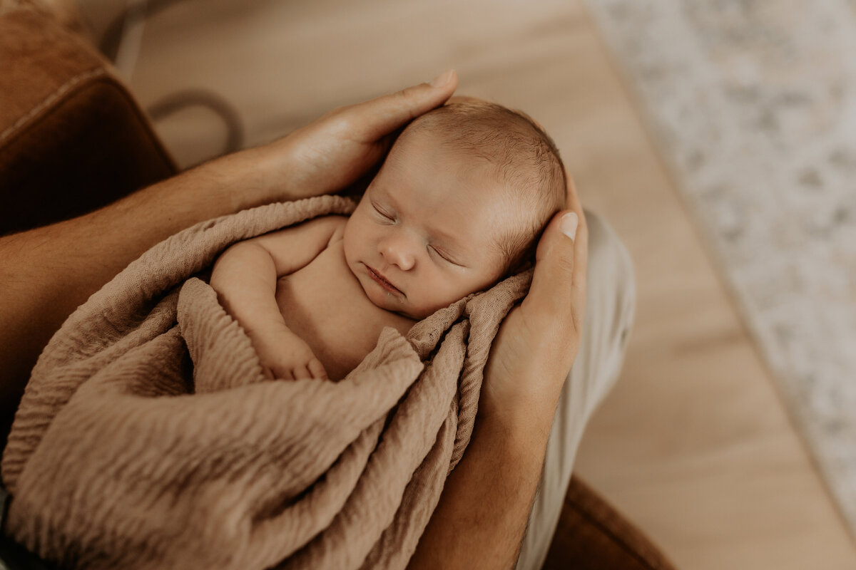 Chicago-Lifestyle-Newborn-Photographer-44