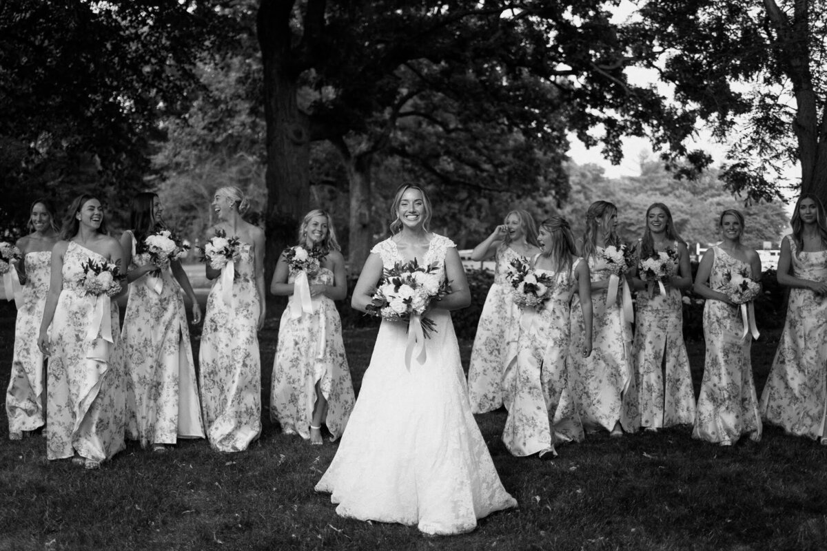 Nichole-Babiez-Photography-Dunham-woods-Geneva-Illinois-Wedding-luxury-editorial-timeless-modern-candid-bride-inspiration-chicago-photographer--61