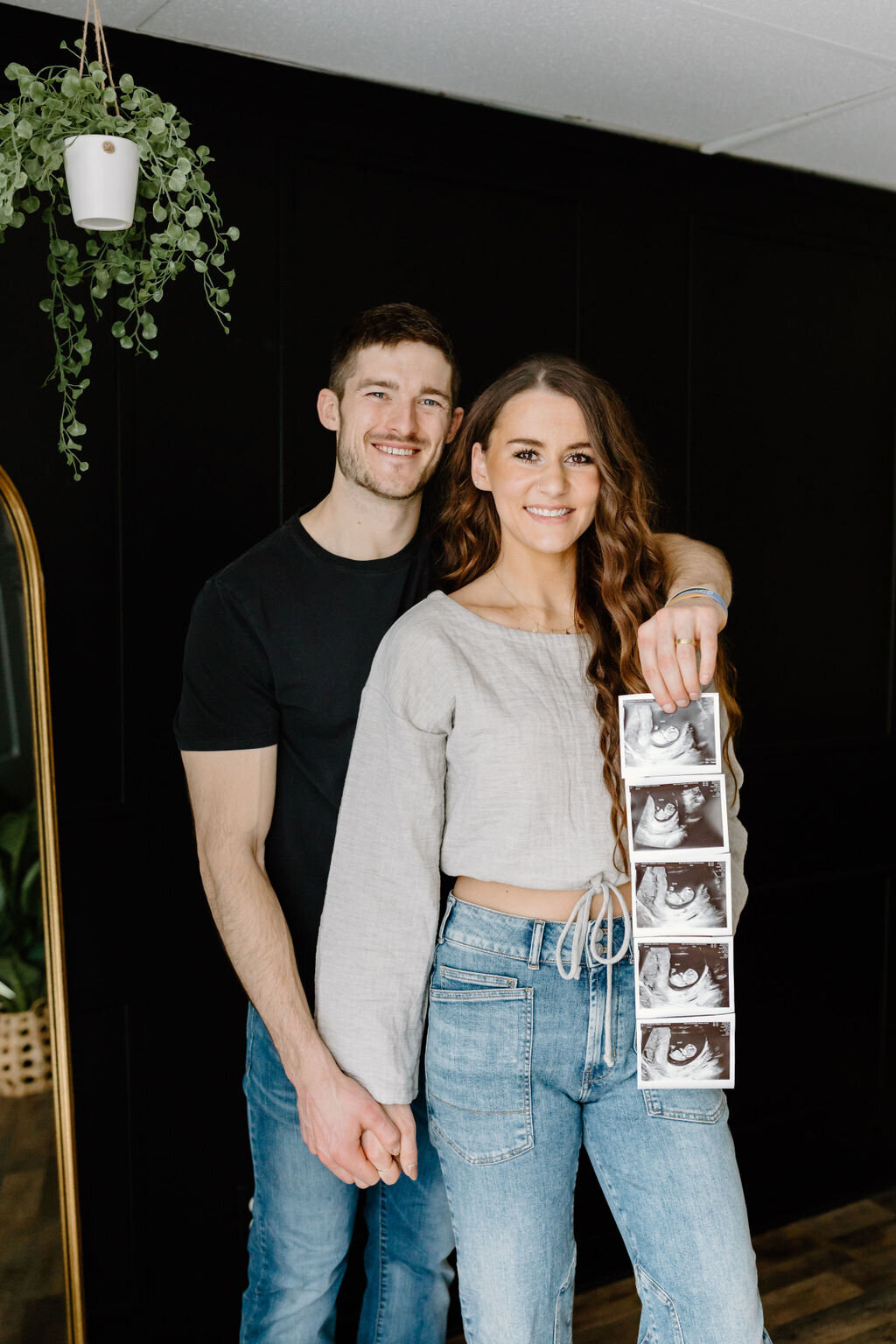 christina_ney_photography_wedding_engagement_lifestyle_photographer_dubuque_iowa_wedding_planning_assistance_adventurous_bold_laidback Family Photography90