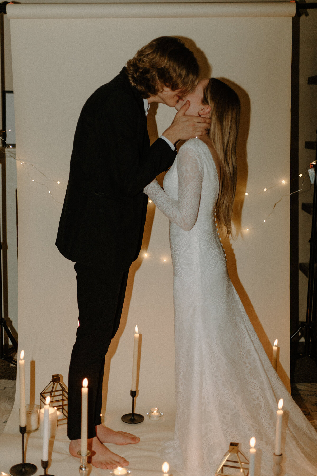 candlelight bridal photos