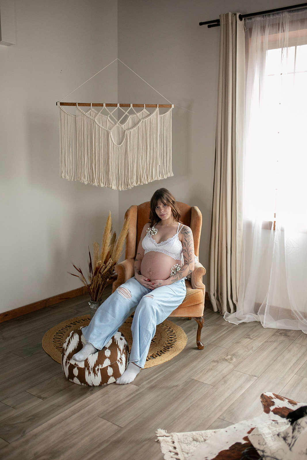 Western-Maternity-Boudoir-12